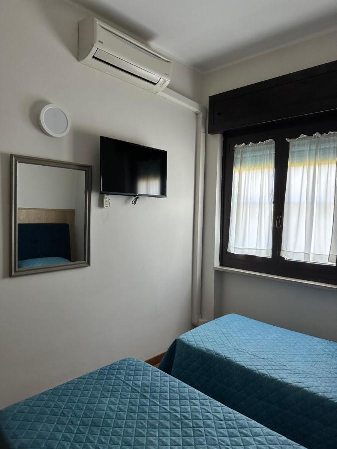 Hotel Oasi Santa Rosa Řím Exteriér fotografie